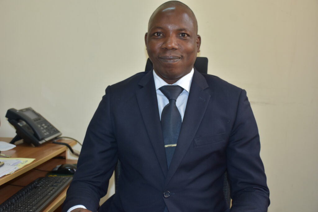 M. FOFANA Syndou Sous Directeur du Budget et des Finances (2)