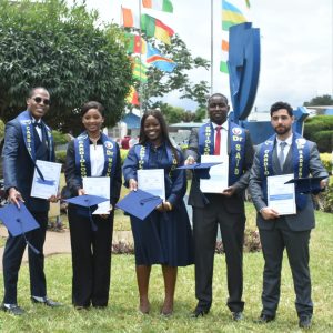 25 MEDECINS ETUDIANTS EN CARDIOLOGIE SOUTIENNENT LEURS MEMOIRES DE FIN DE FORMATION A L’INSTITUT DE CARDIOLOGIE D’ABIDJAN